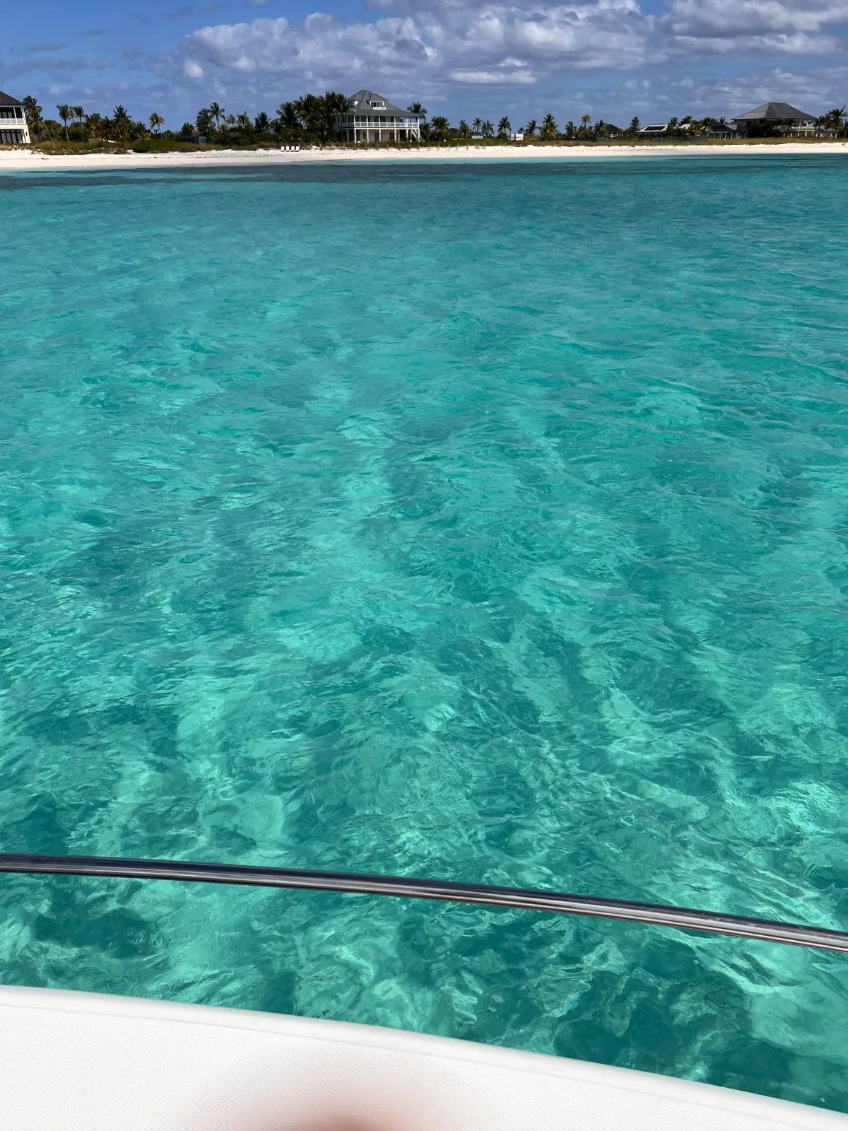 Turquoise water of the Sea of Abaco