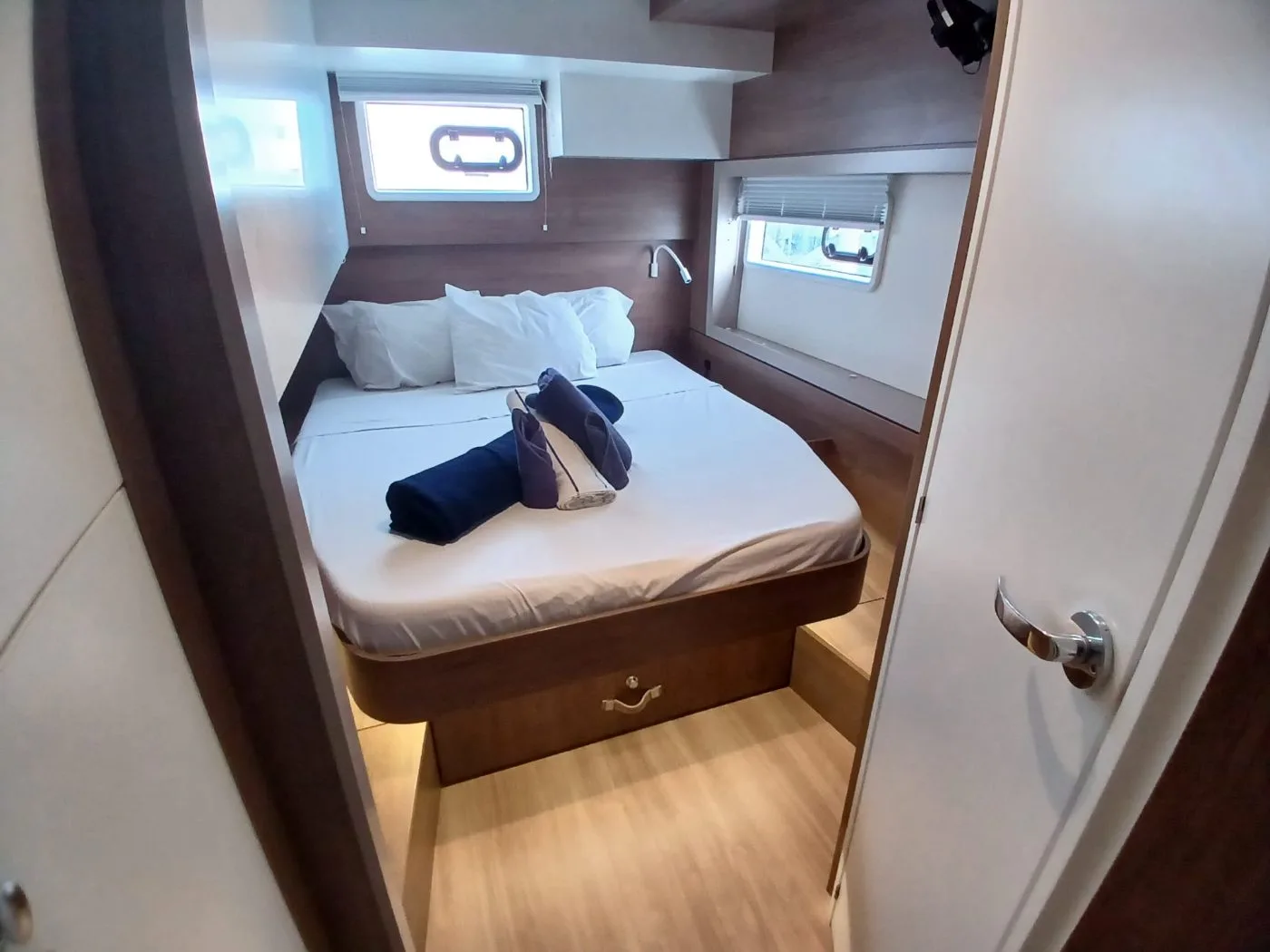 A double cabin aboard Exodus with island berth