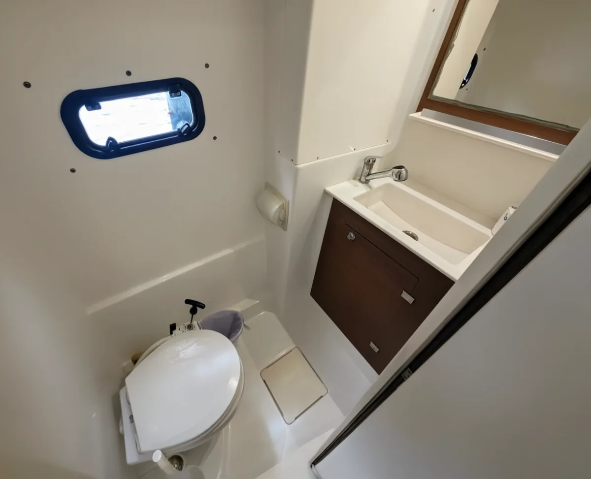 A second en-suite head aboard Let's Geaux